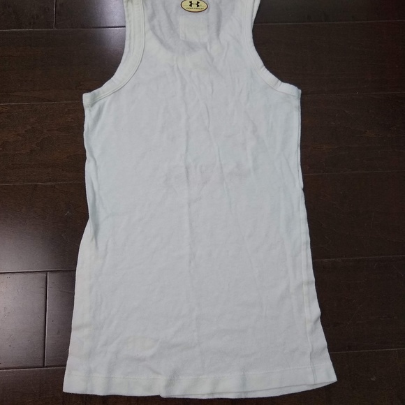 Under Armour | East Semi-Fitted Tank Top - Picture 4 of 8